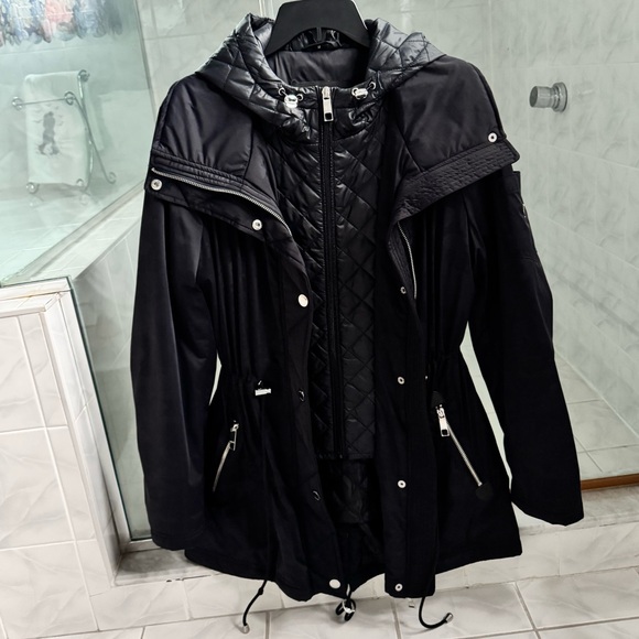 Guess Women's Jacket Size M - Picture 3 of 3